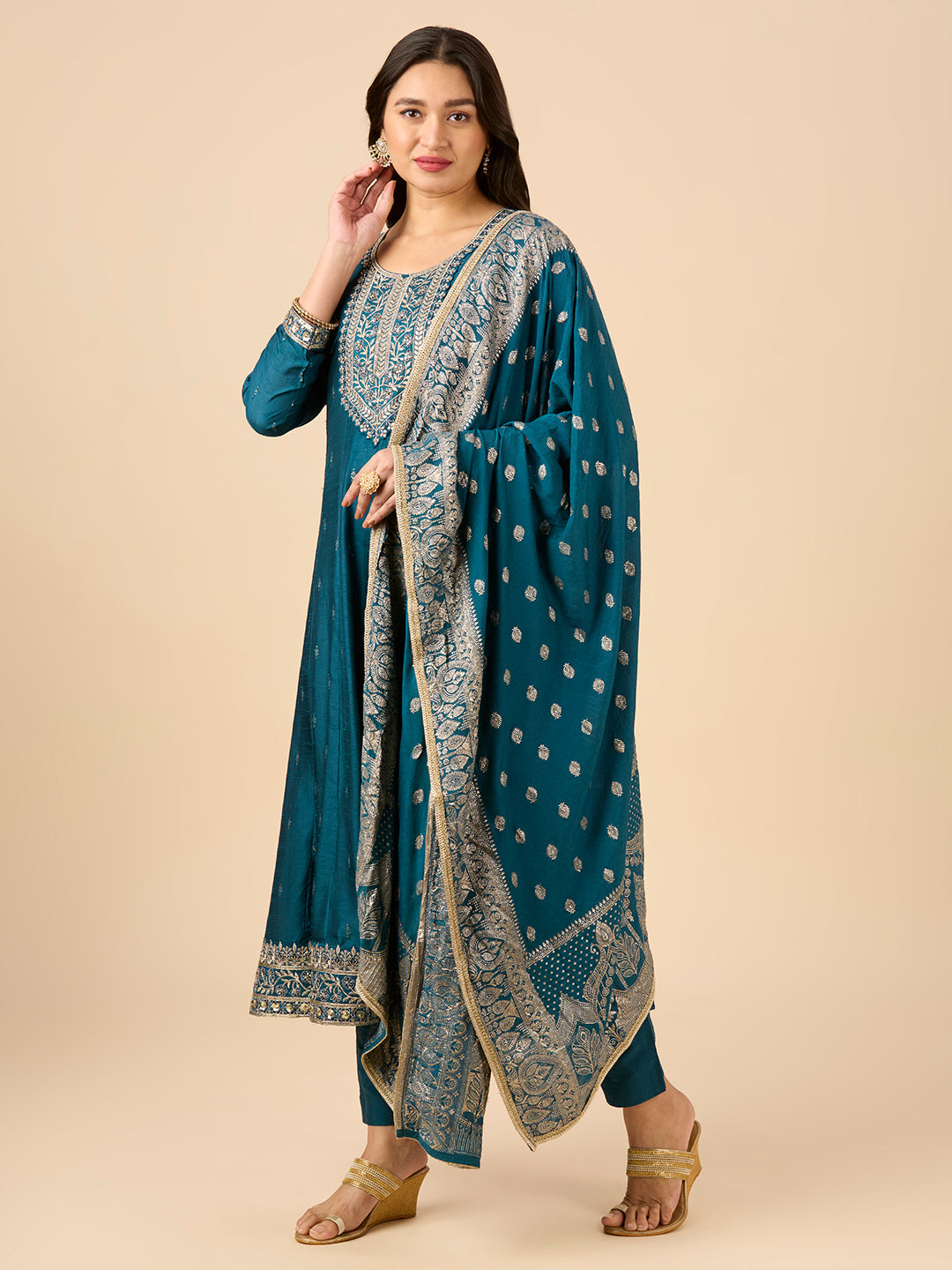 Nia Flair Suit - Roop Darshan