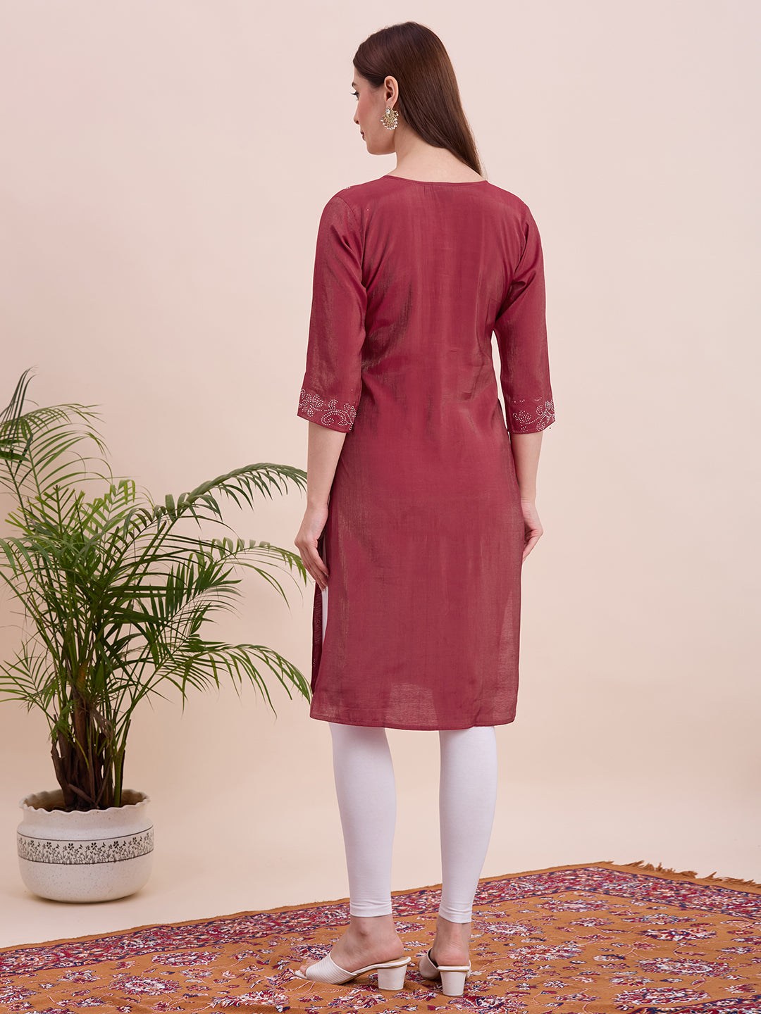 Tisha Kurti