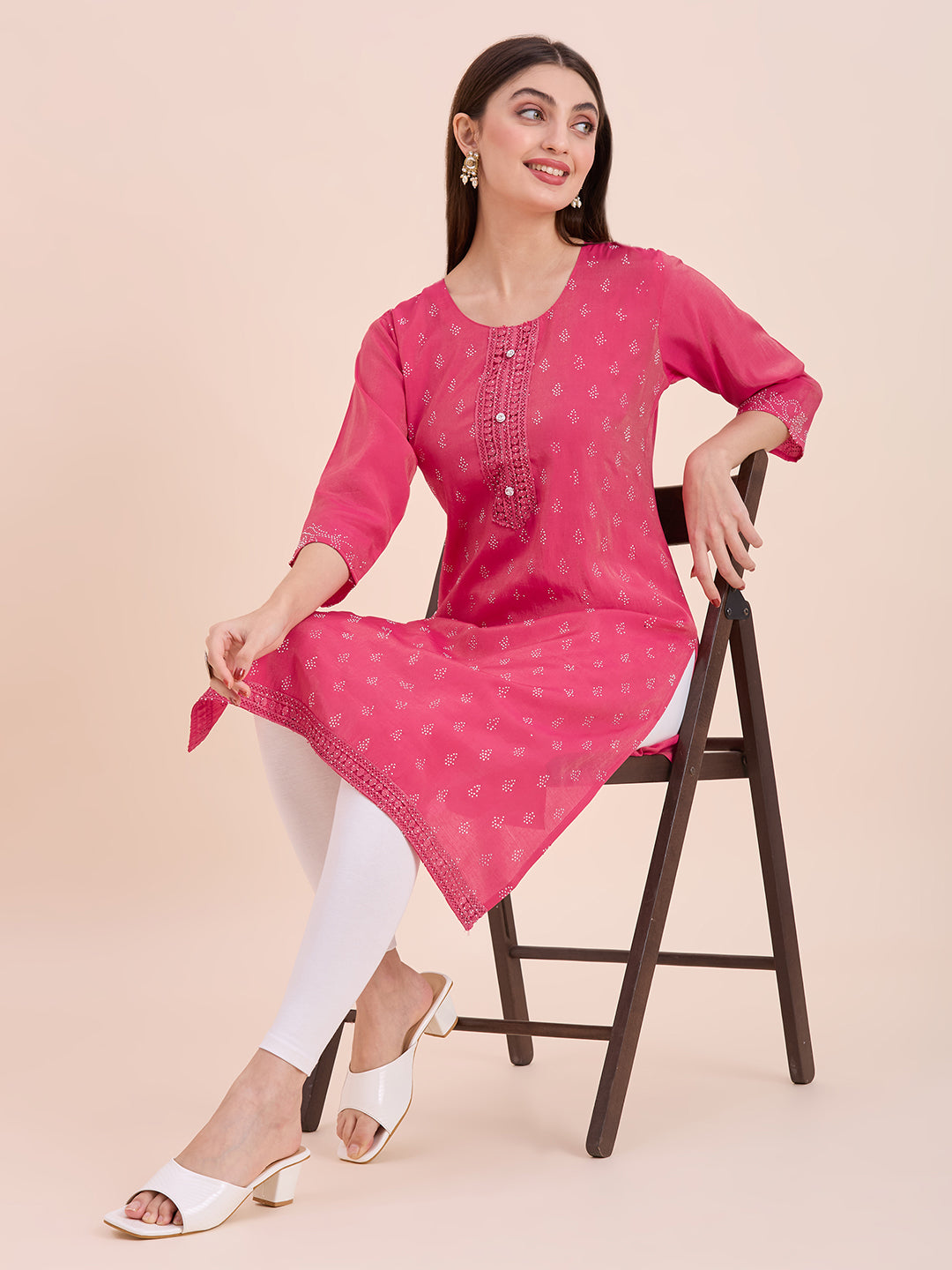 Tisha Kurti