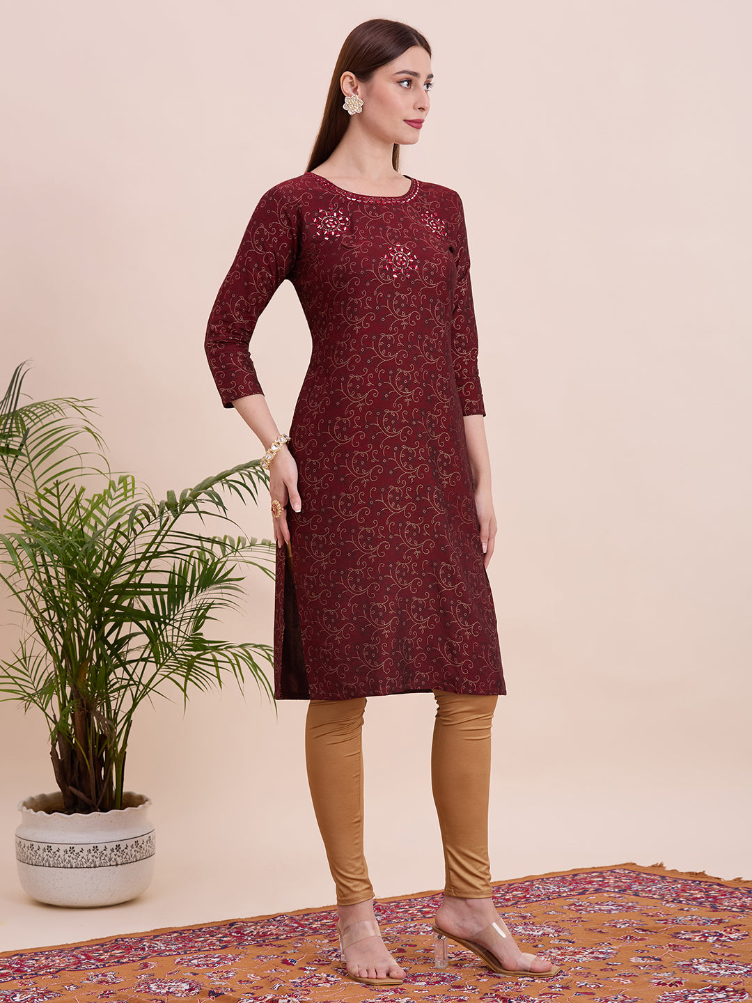 Nisha Kurti