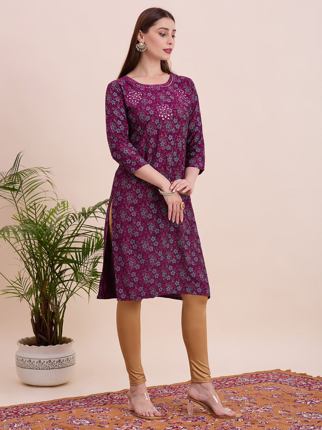 Nisha Kurti