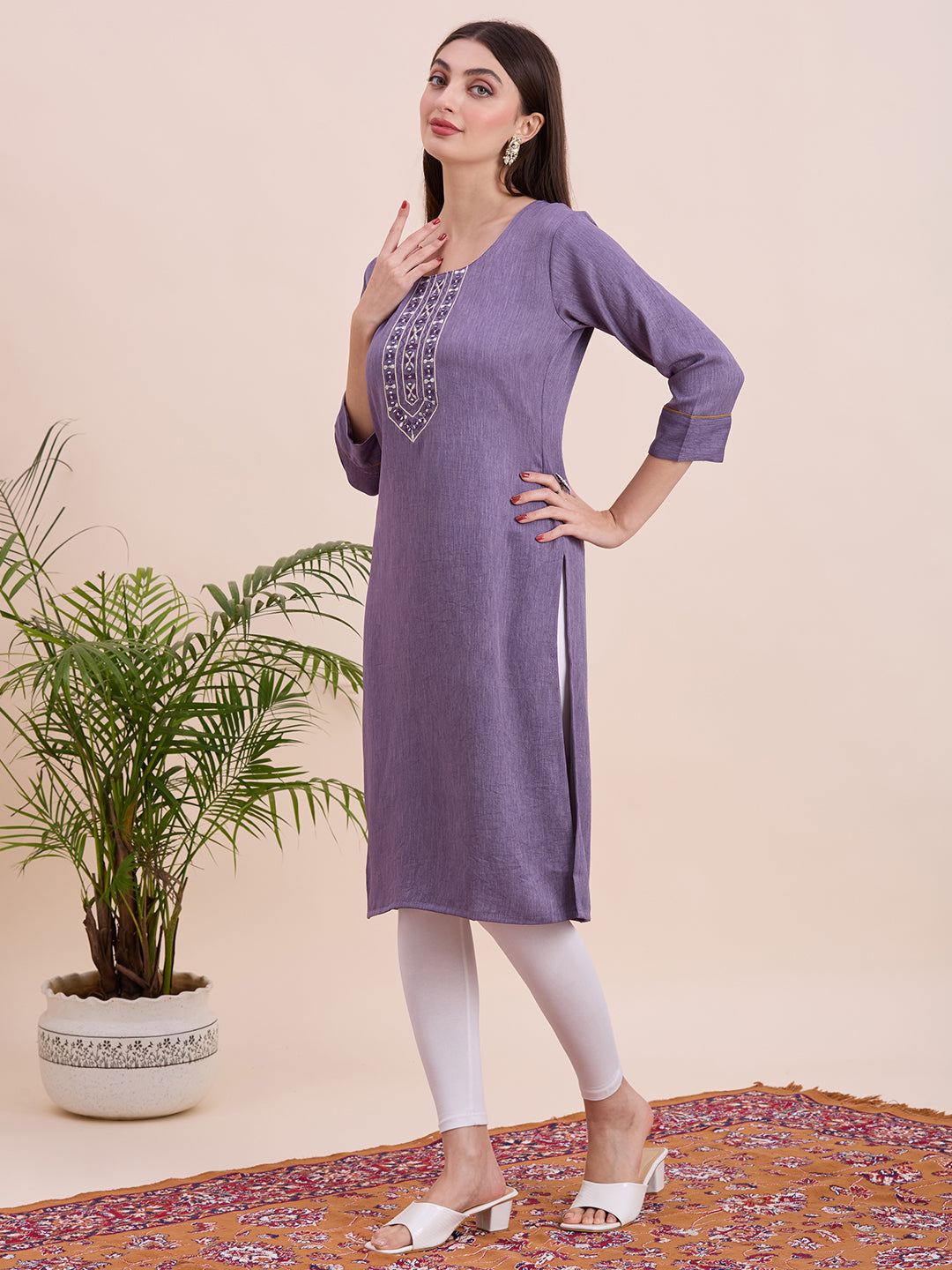 Zoya Kurti - Roop Darshan