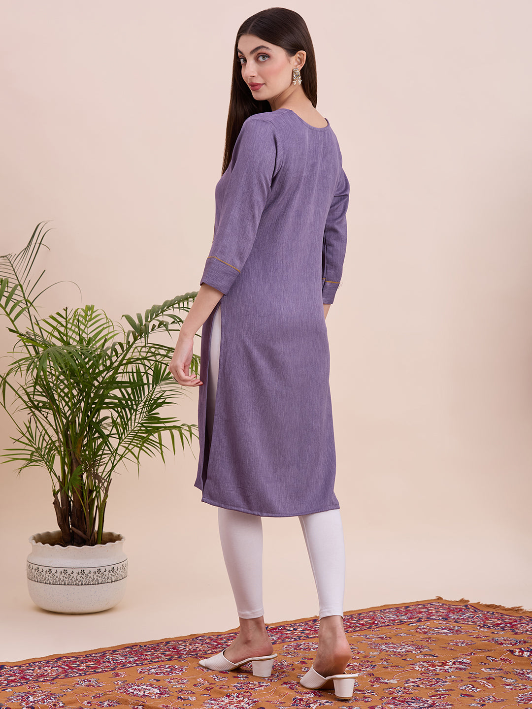 Zoya Kurti - Roop Darshan