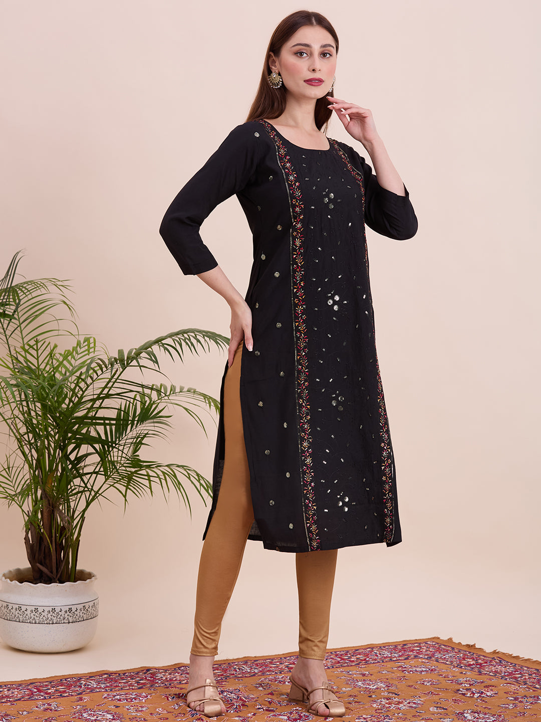 Disha Kurti - Roop Darshan