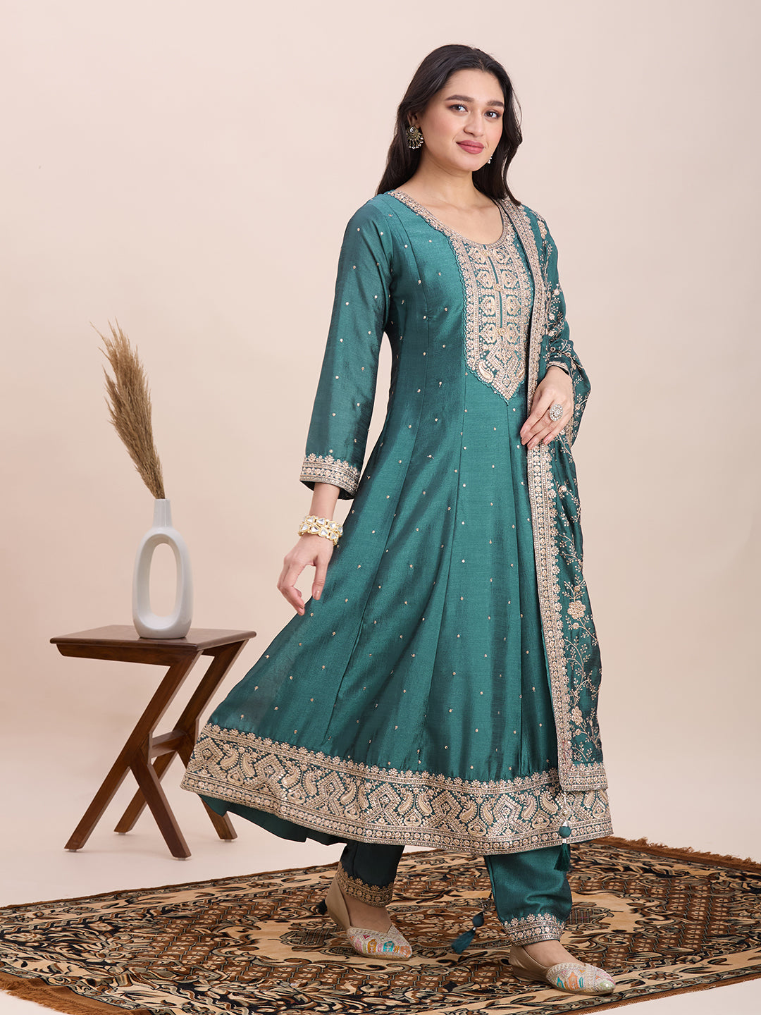 Isha Flair Suit - Roop Darshan