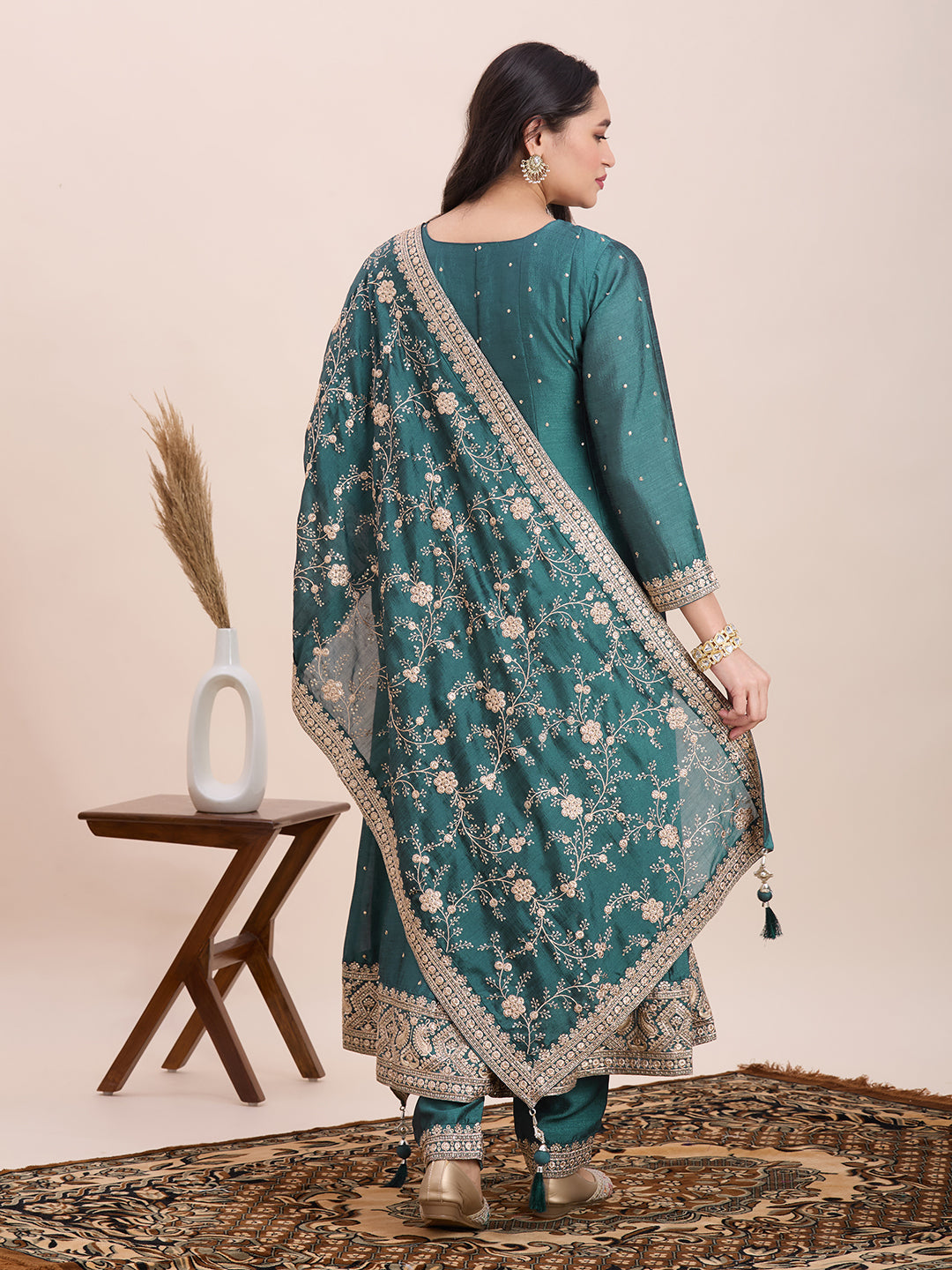 Isha Flair Suit - Roop Darshan