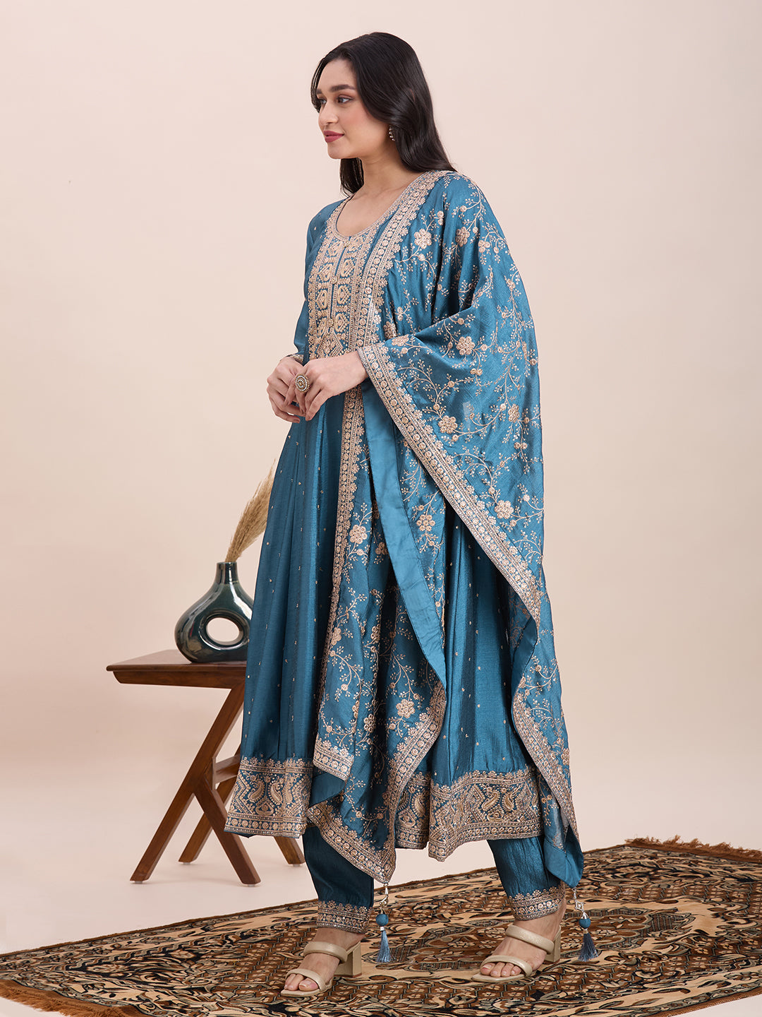 Isha Flair Suit - Roop Darshan