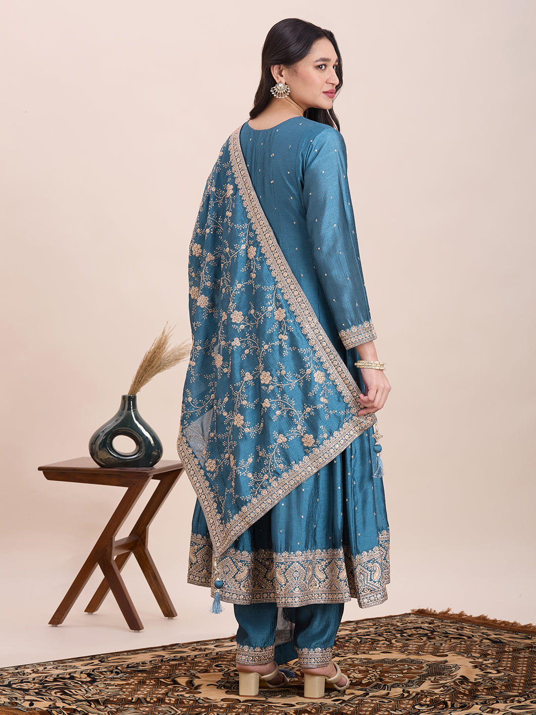 Isha Flair Suit - Roop Darshan