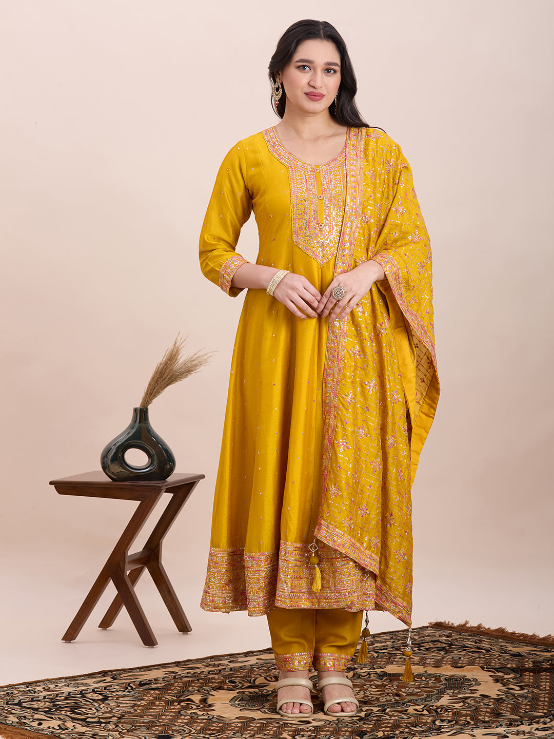 Mahi Flair Suit - Roop Darshan