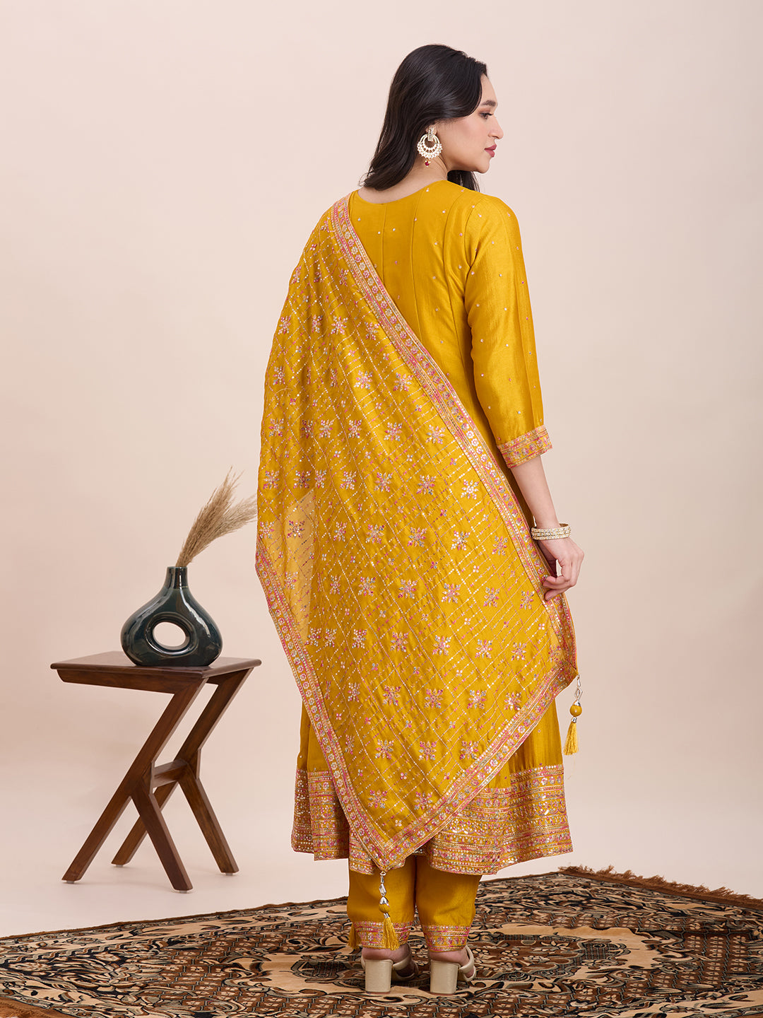 Mahi Flair Suit - Roop Darshan