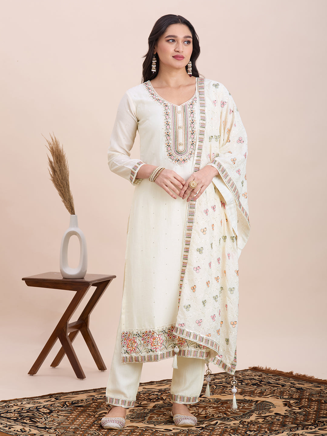 Raha Kamiz &amp; Pant