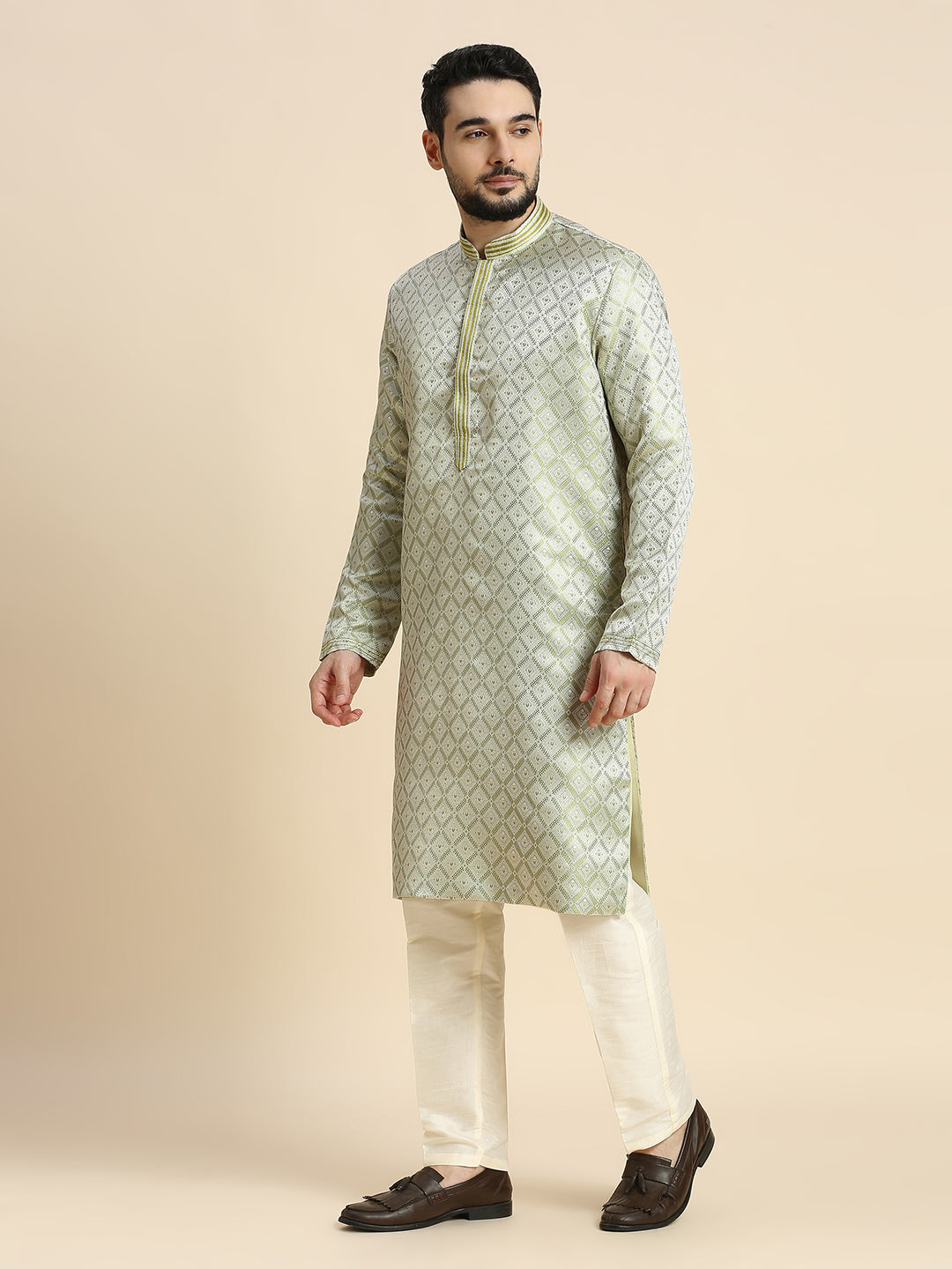 Mens Kurta Set - Roop Darshan
