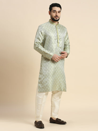 Mens Kurta Set - Roop Darshan