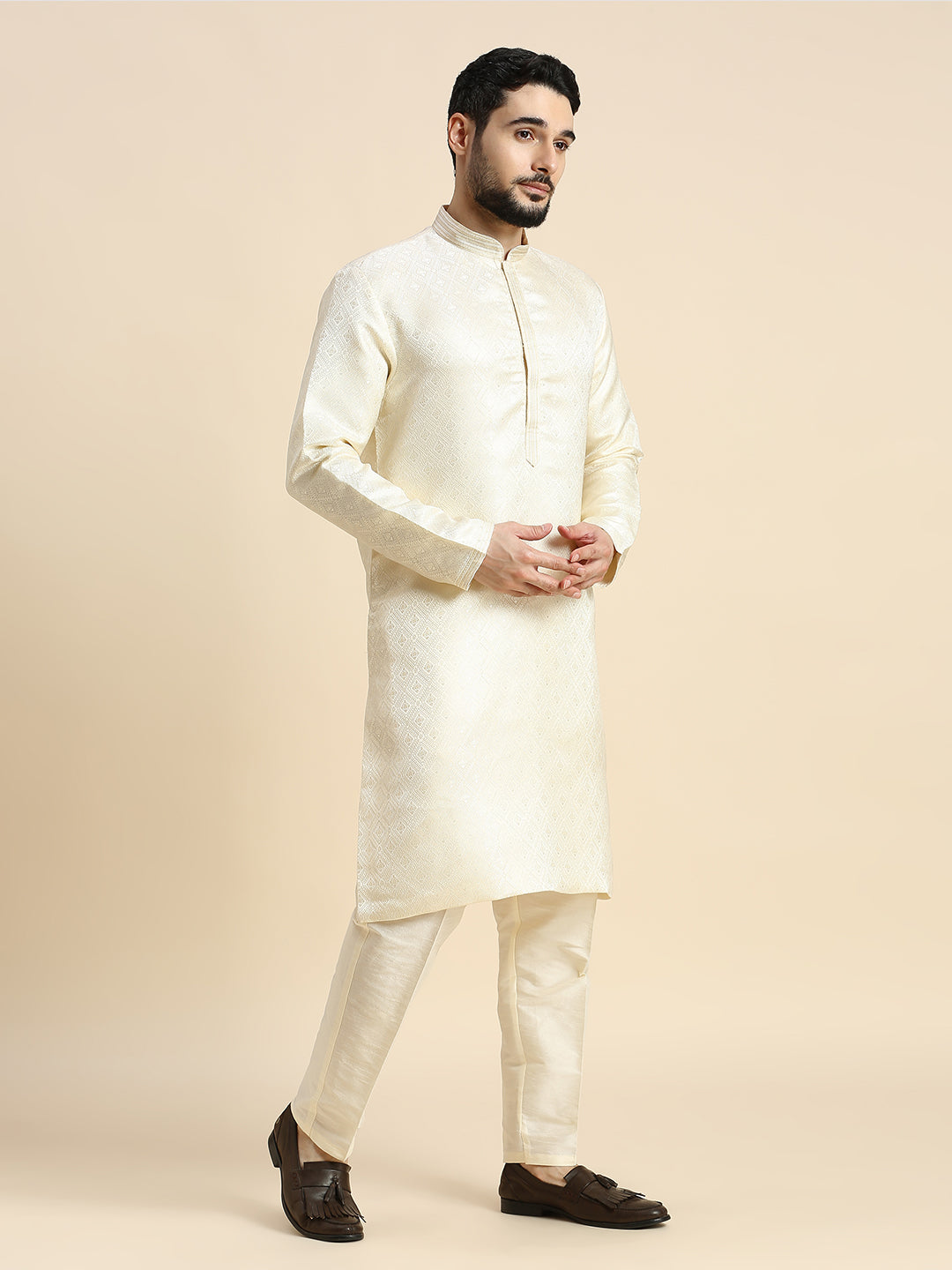 Mens Kurta Set - Roop Darshan