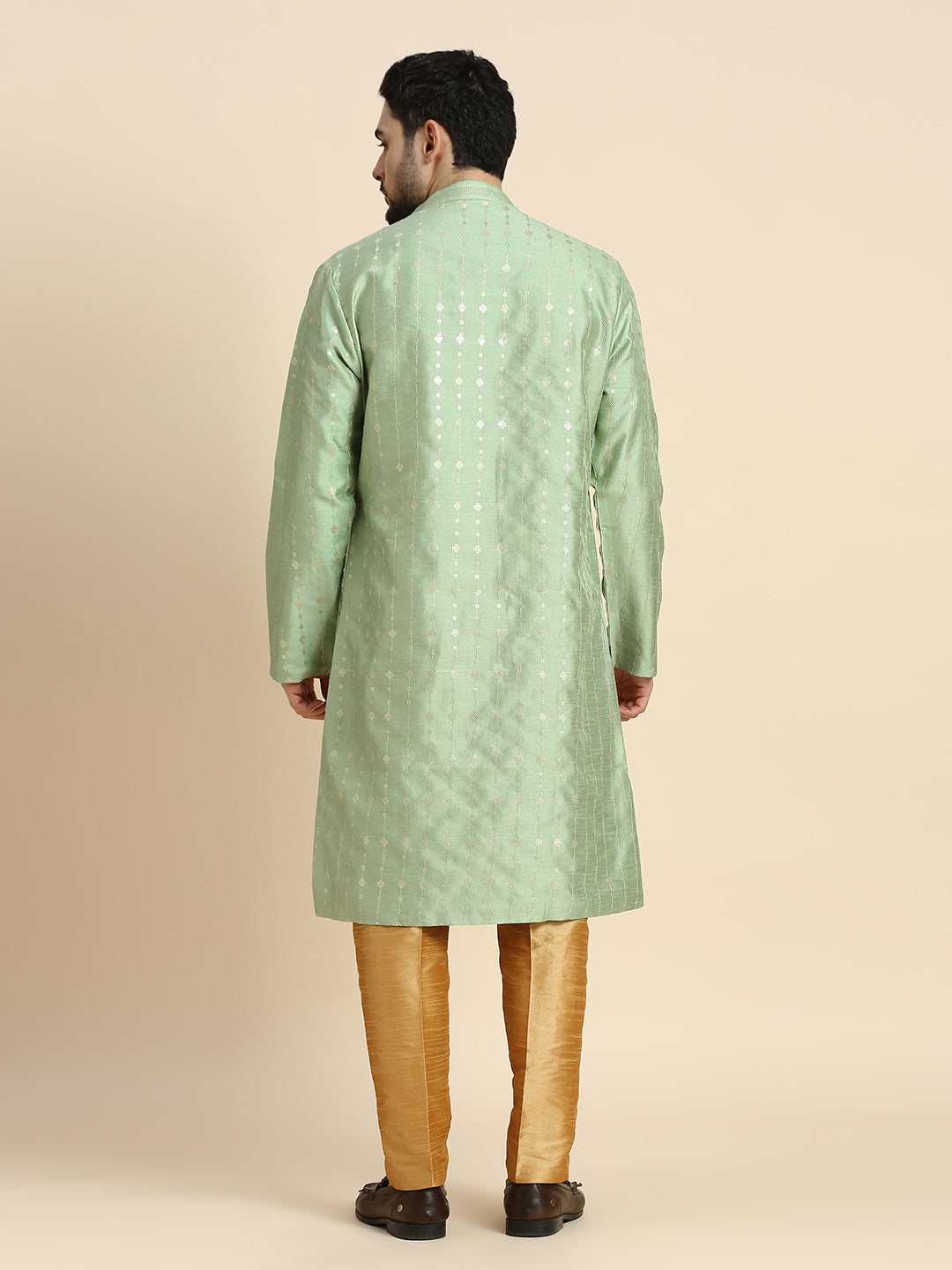 Mens Kurta Set - Roop Darshan