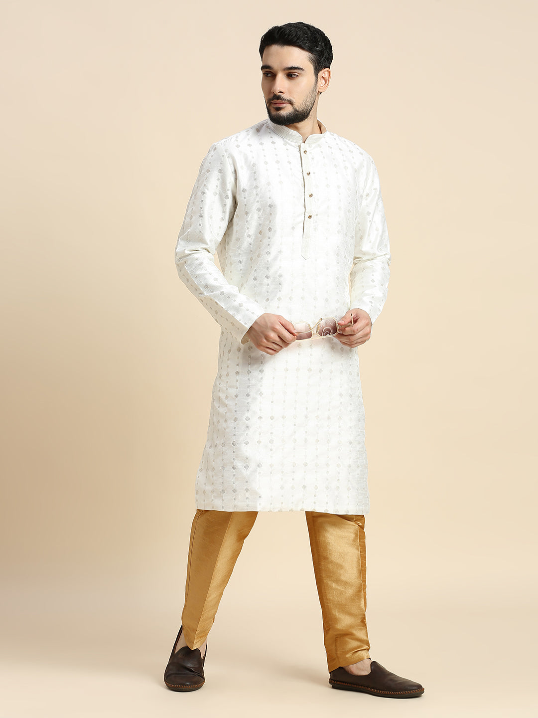 Mens Kurta Set - Roop Darshan