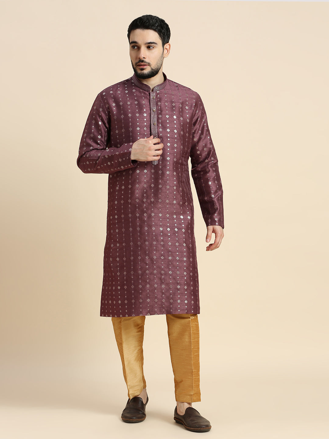Mens Kurta Set - Roop Darshan