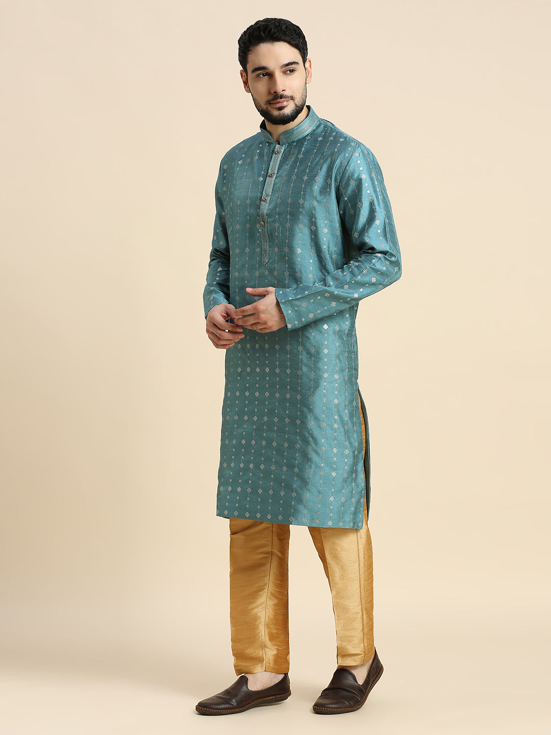 Mens Kurta Set - Roop Darshan