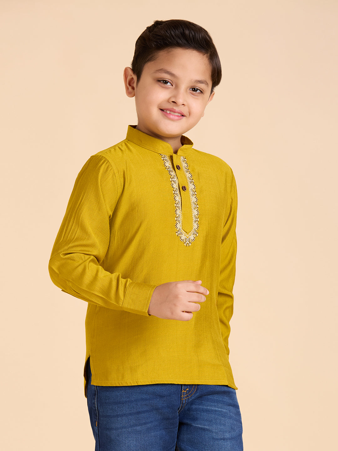 Boys Kurta - Roop Darshan