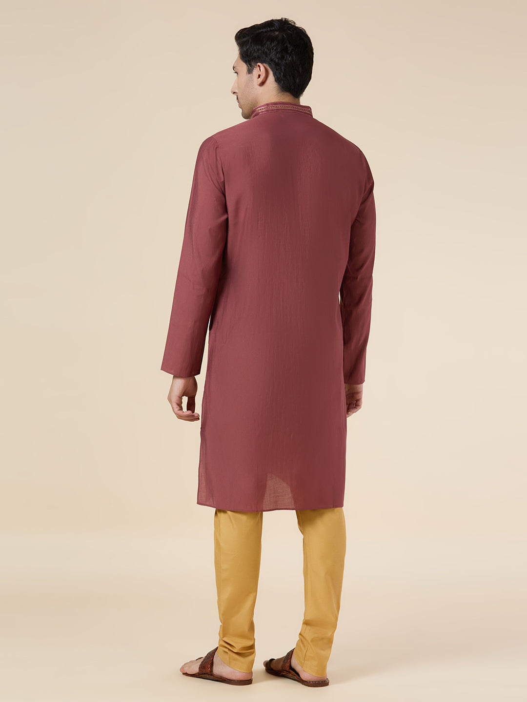 Mens Kurta Set - Roop Darshan