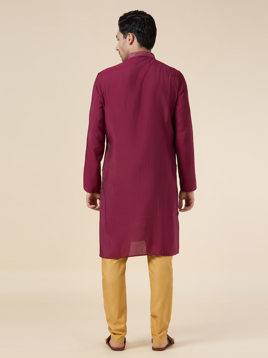 Mens Kurta Set - Roop Darshan