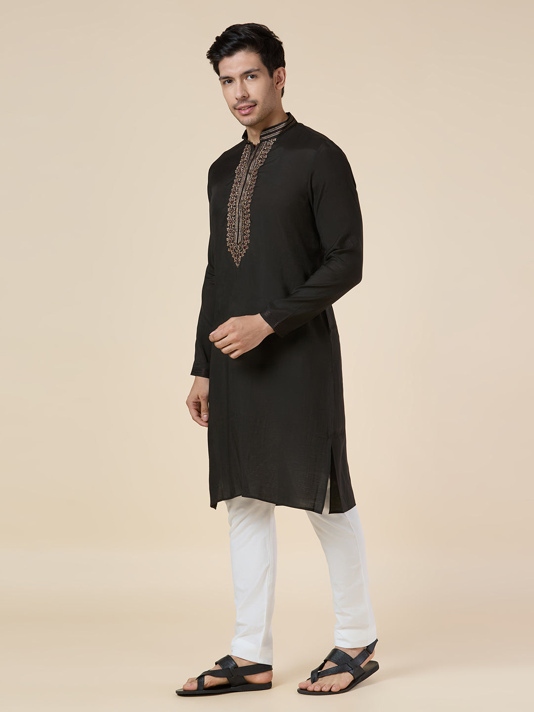 Mens Kurta Set - Roop Darshan