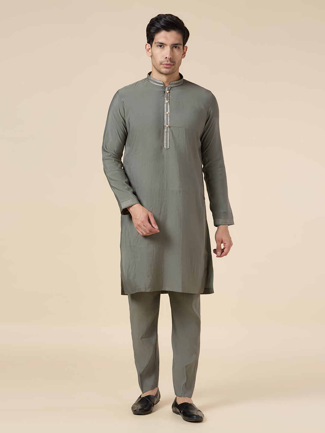 Mens Kurta Set - Roop Darshan