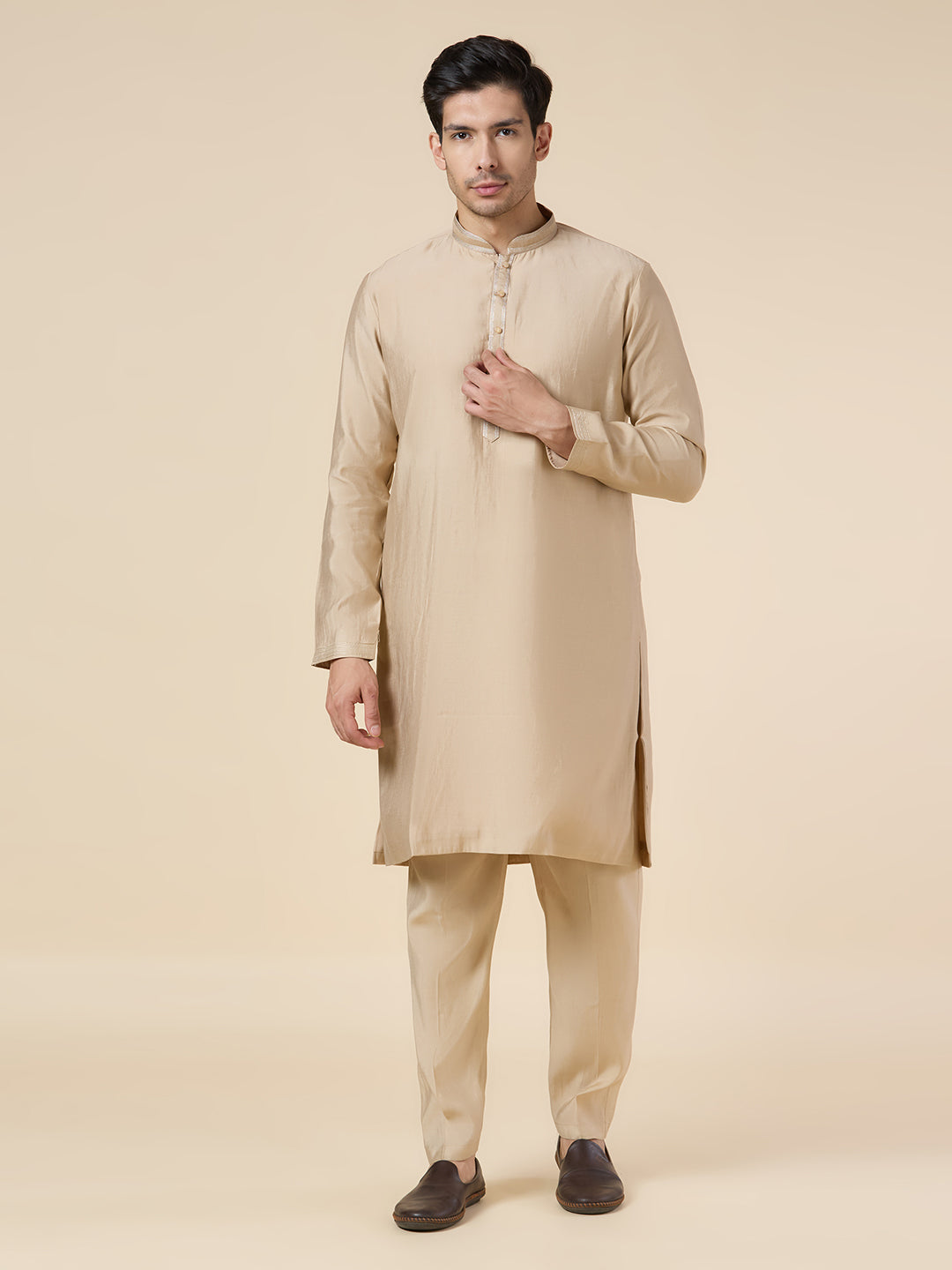Mens Kurta Set - Roop Darshan