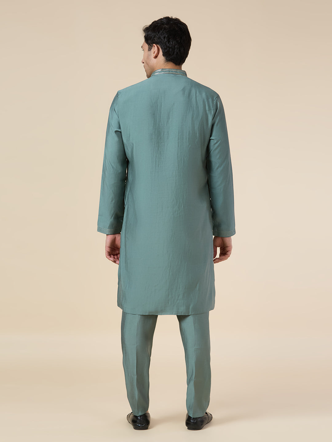 Mens Kurta Set - Roop Darshan