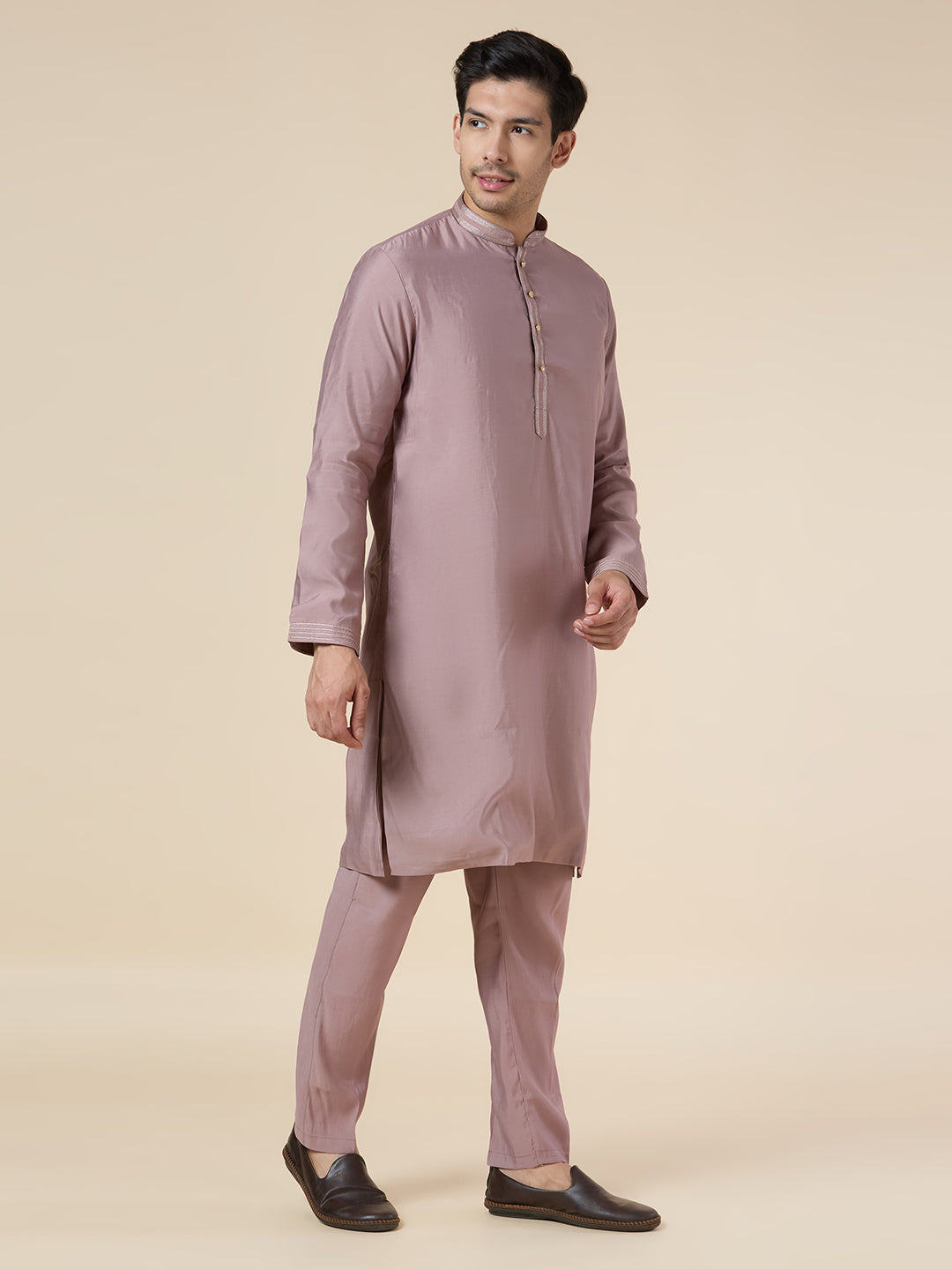 Mens Kurta Set - Roop Darshan