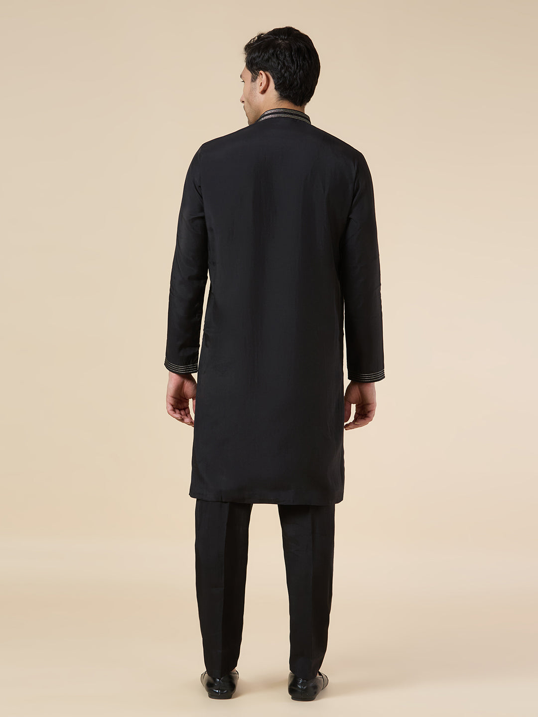 Mens Kurta Set - Roop Darshan