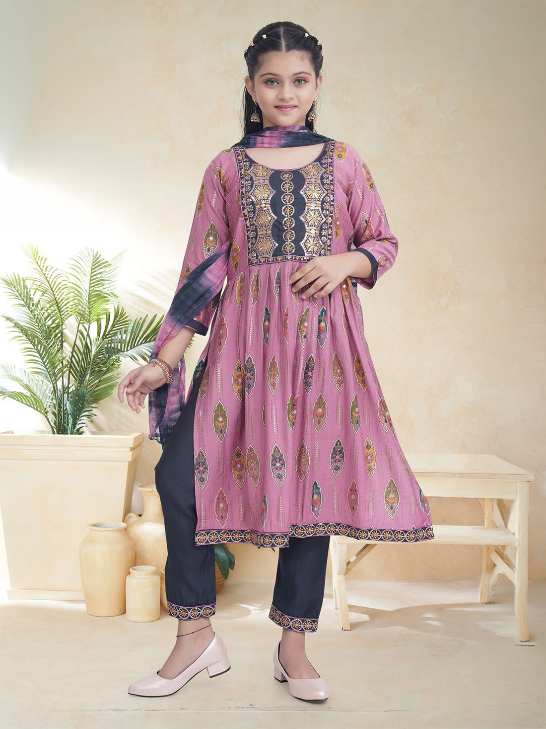 Shree Naira-Cut Cotton Suit