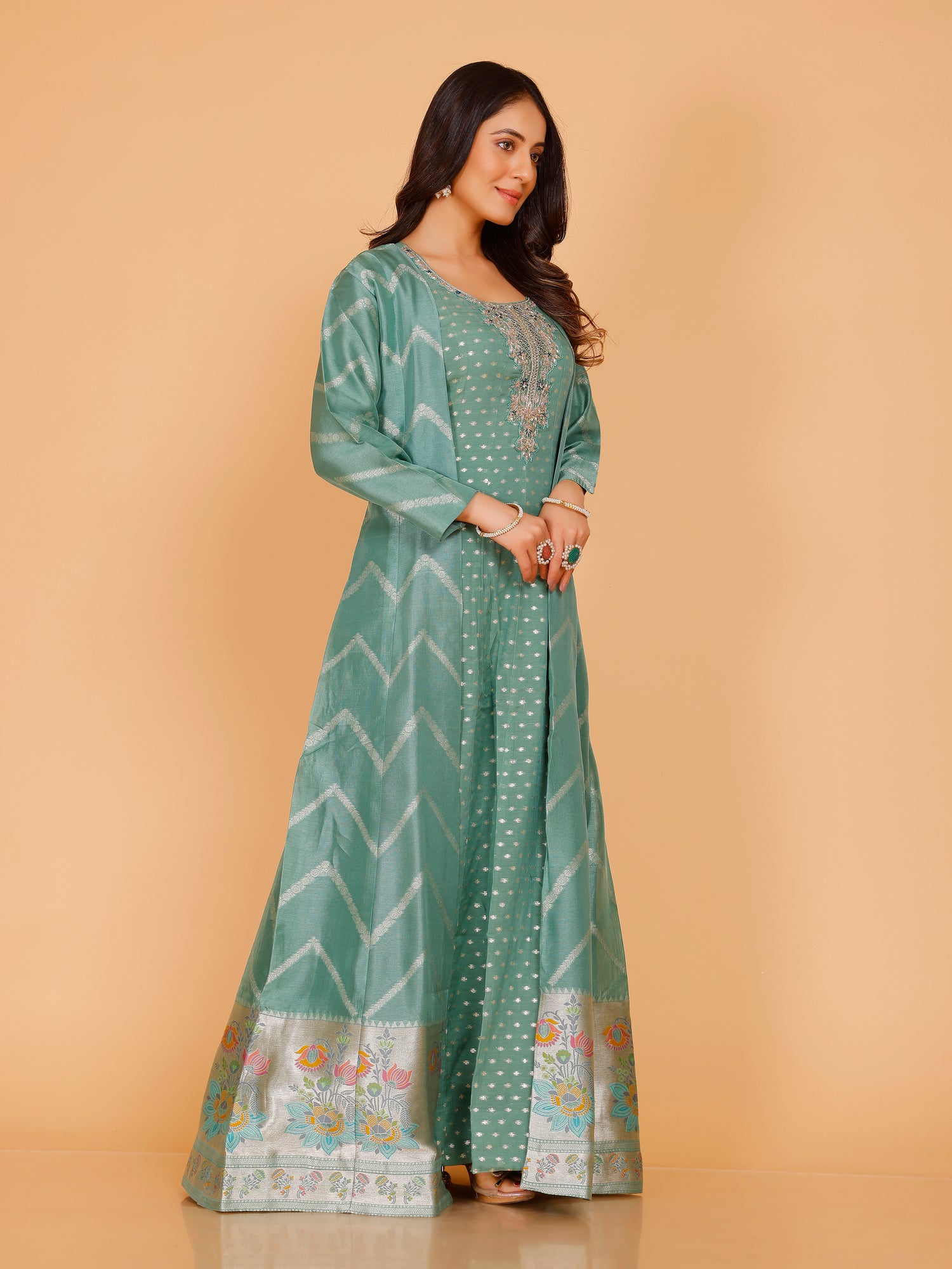Krisha Flair Suit With Jacket