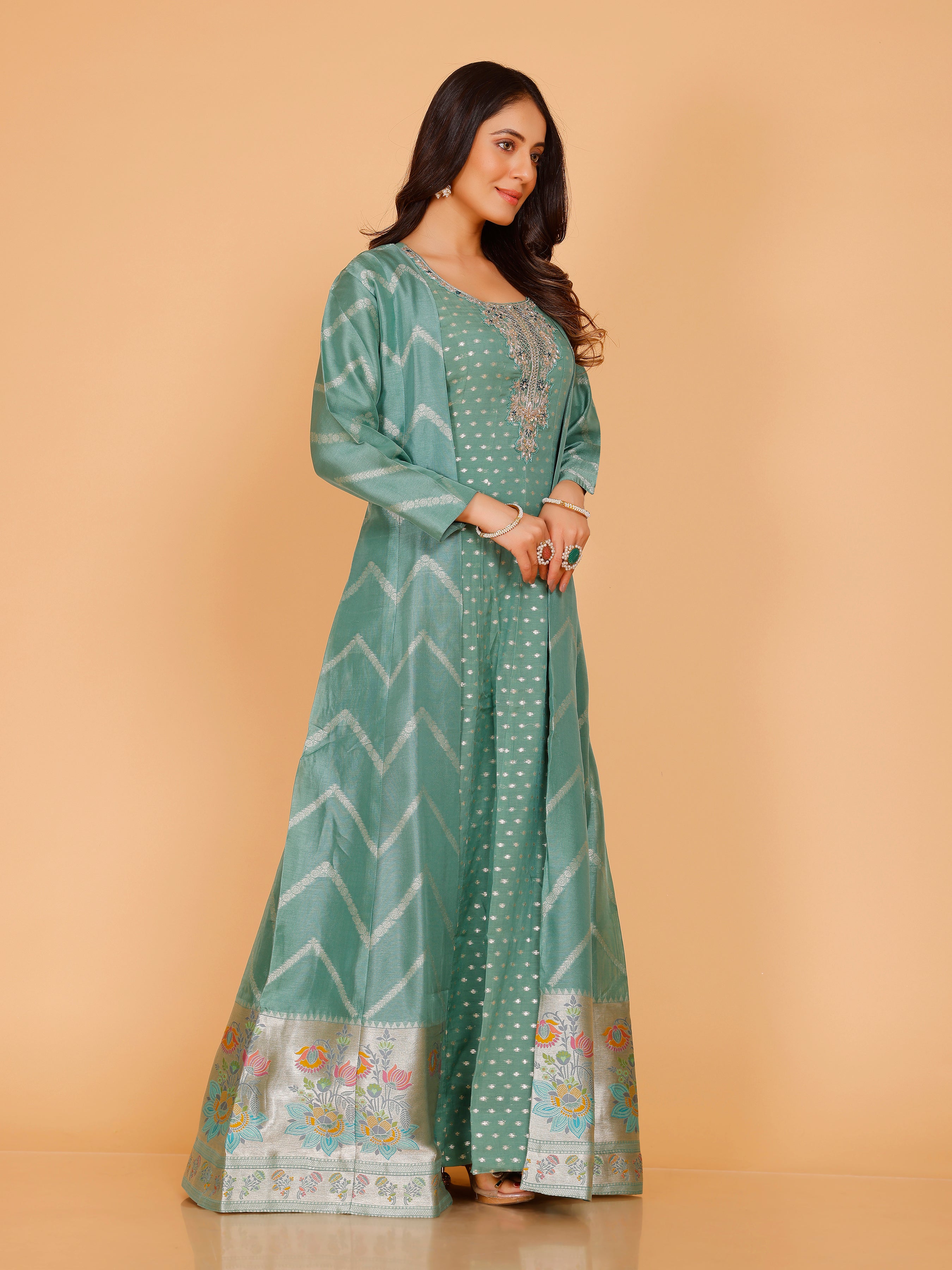 Krisha Flair Suit With Jacket