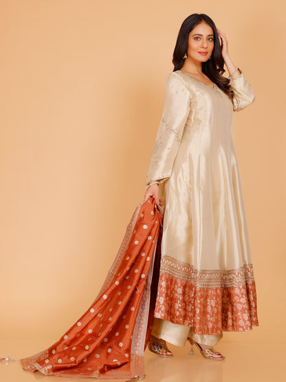 Kareena Kamiz &amp; Pant