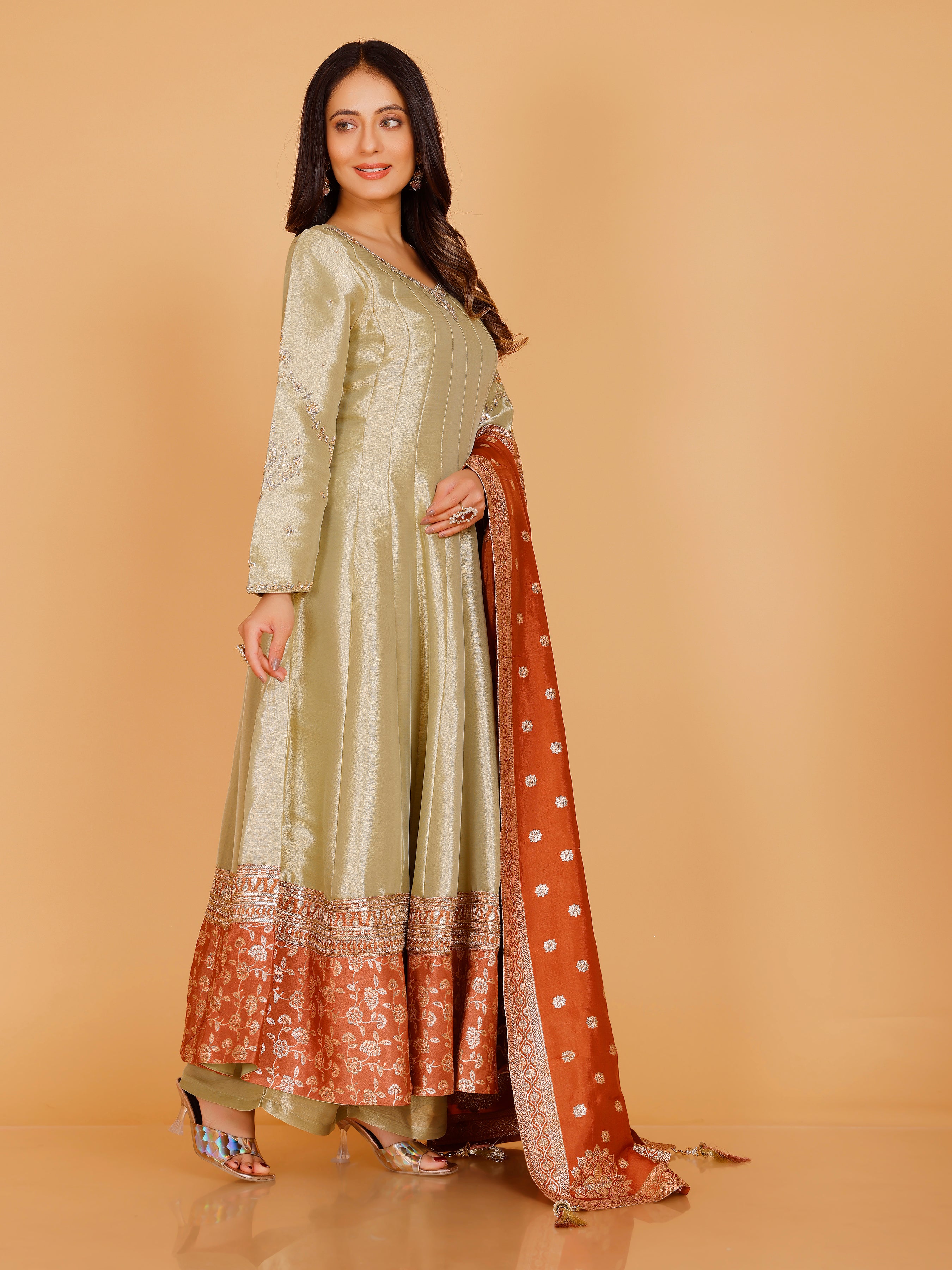 Kareena Kamiz &amp; Pant