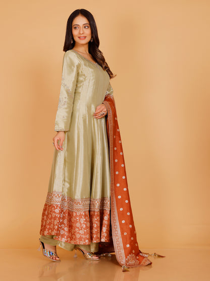 Kareena Kamiz &amp; Pant