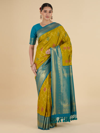 Rashi Choli Saree