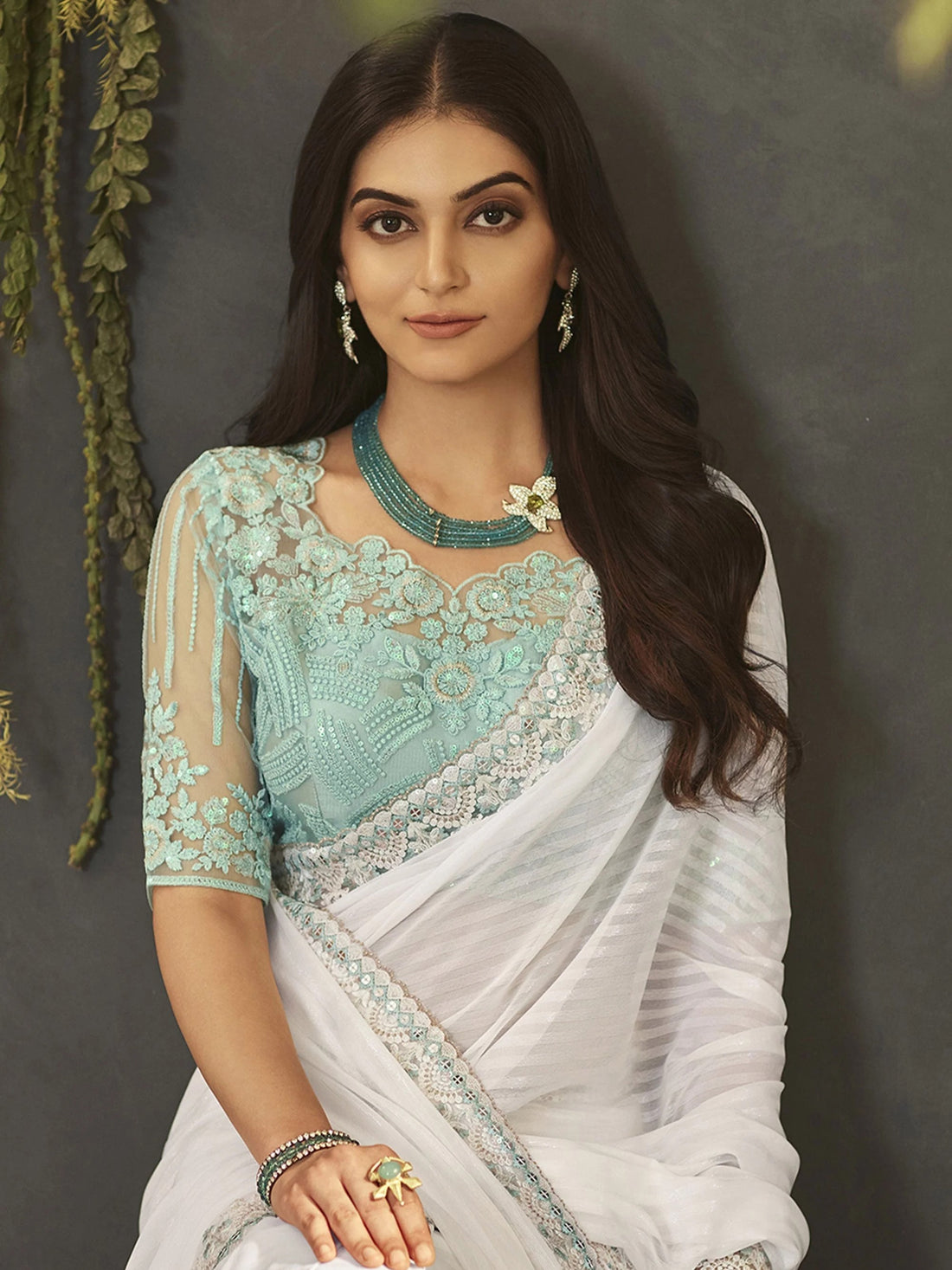 Manasvi Saree - Roop Darshan