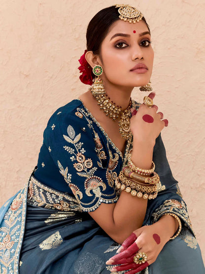 Tiya Saree
