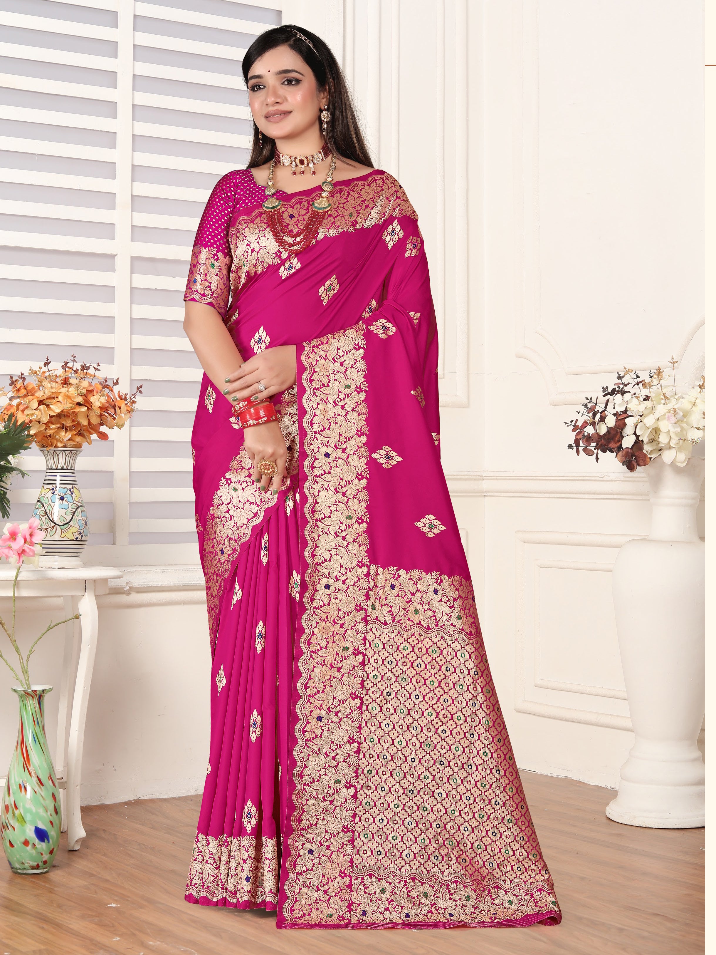 Kinnari Saree - Roop Darshan