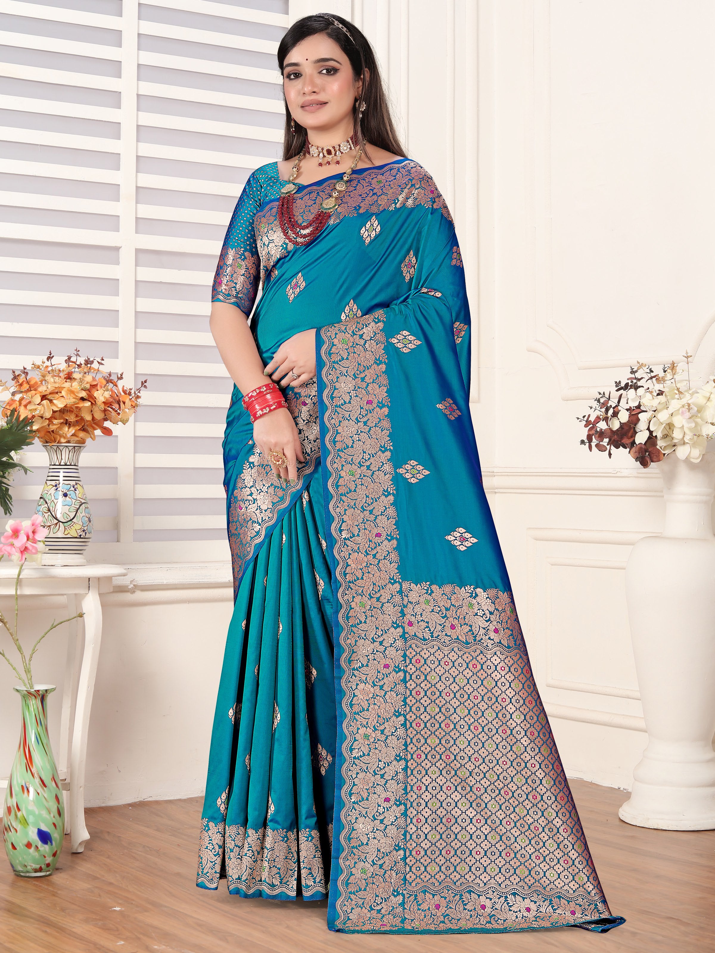 Kinnari Saree - Roop Darshan