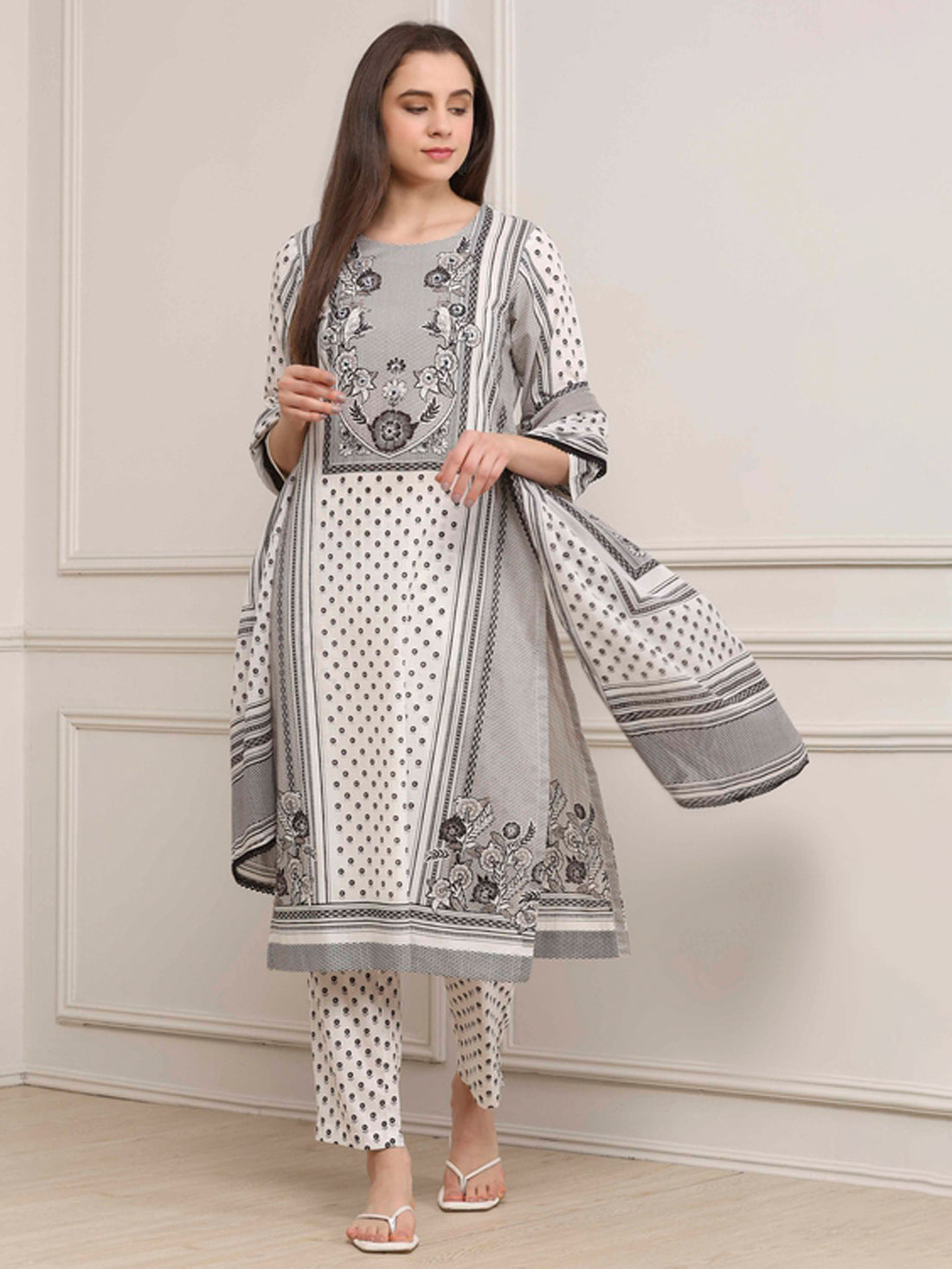 Biba Kamiz &amp; Pant - Roop Darshan