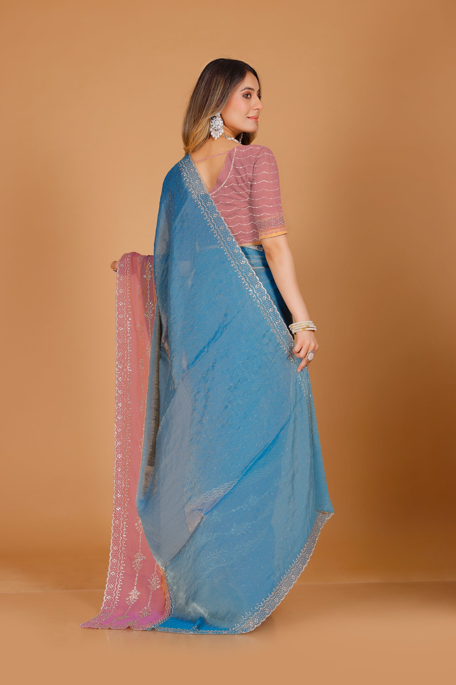 Romila Saree