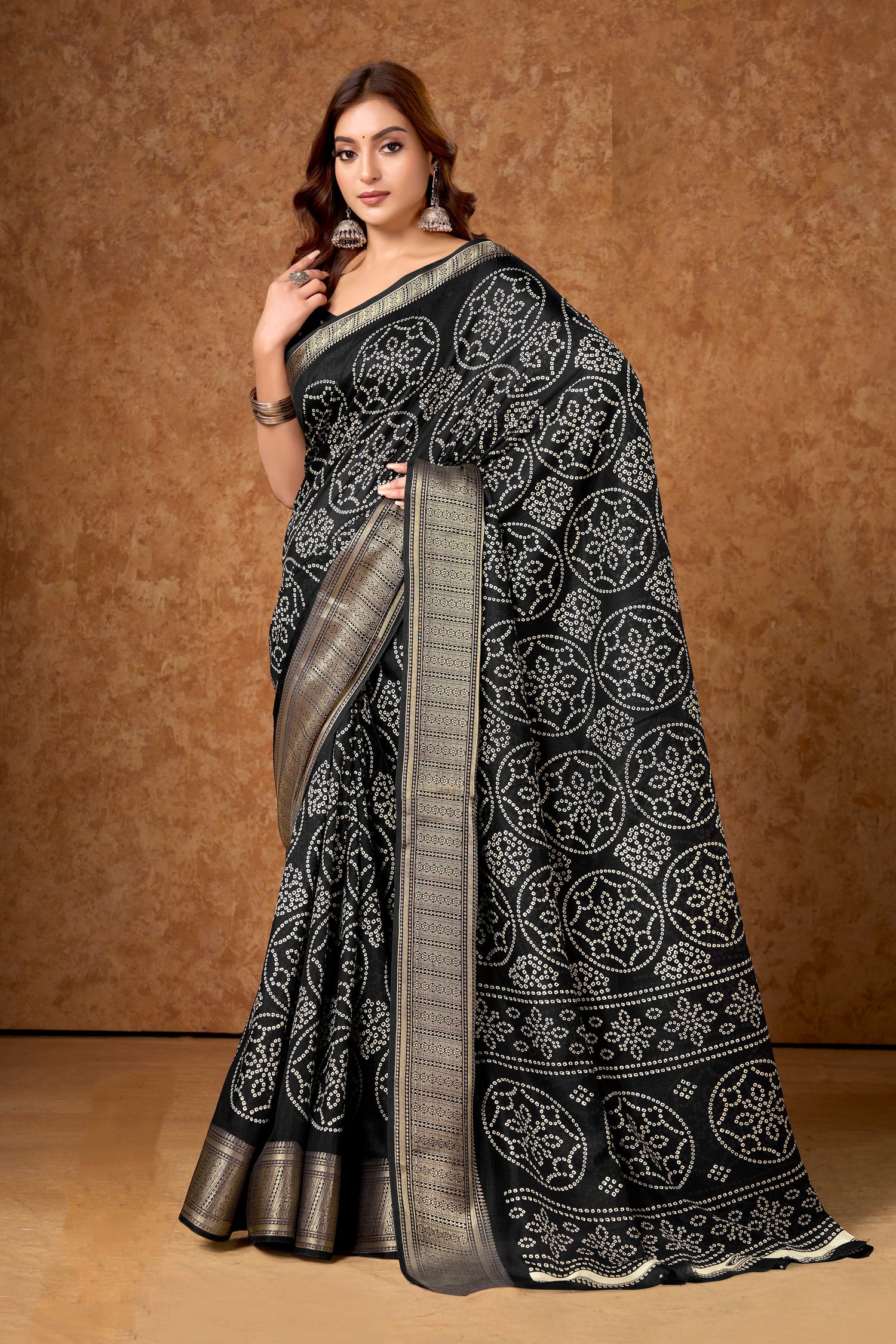 Mahima Bandhani Saree