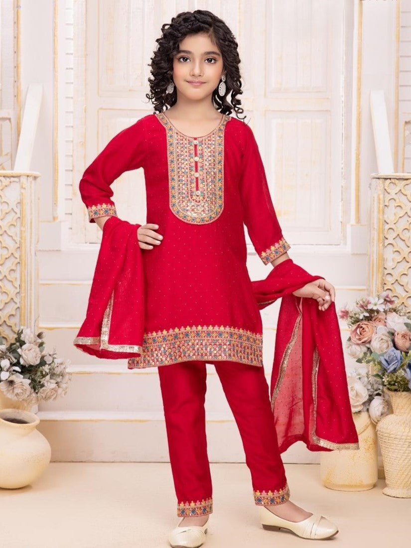 Nitya Kamiz &amp; Pant - Roop Darshan