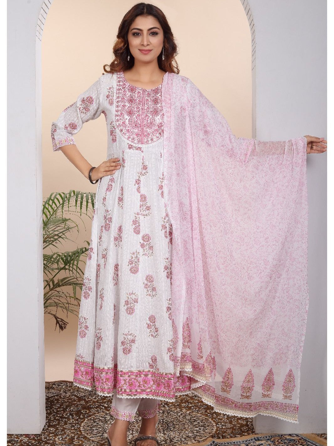 Kayra Flair Suit - Roop Darshan