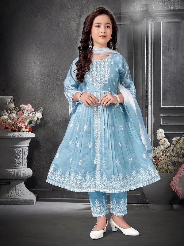 Misha Flair Suit - Roop Darshan