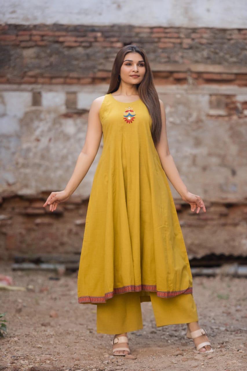 Dani Kurti With Palazzo pant - Roop Darshan