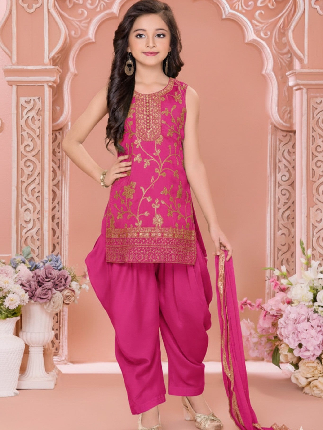 Lisa Patiyala Suit - Roop Darshan